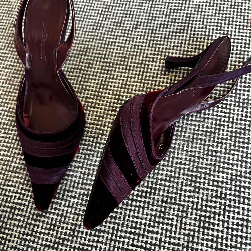 Elegant L.K. Bennett Burgundy Velvet Slingback Heels - Picture 3 of 8